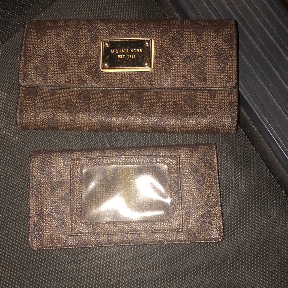 MK wallet